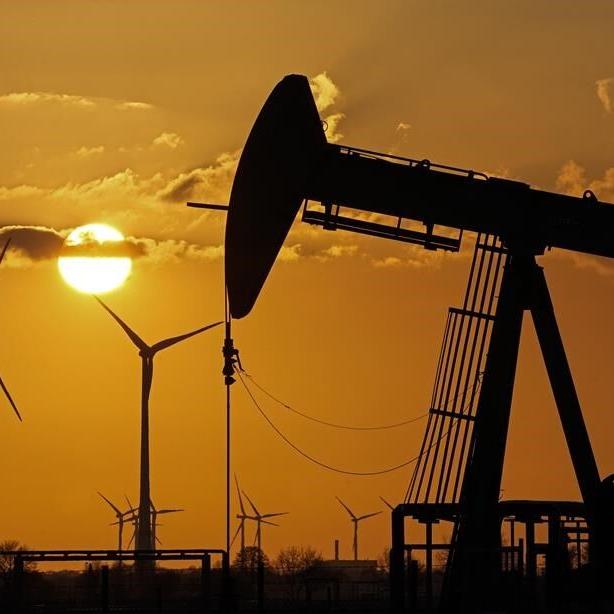 Deloitte report forecasts oil prices to rise modestly over next three months